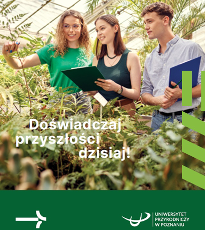 Studenci z ksiażkami na tle zieleni