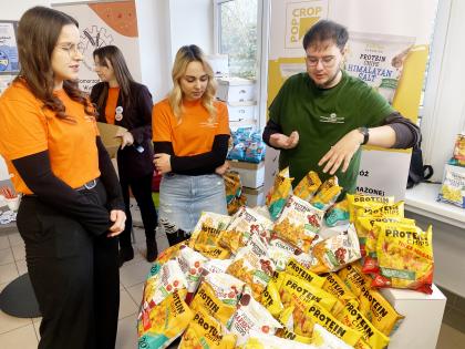 studenci upp podczas dnia otwartego