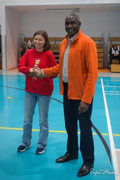 Uczestnicy podczas turnieju w futsal