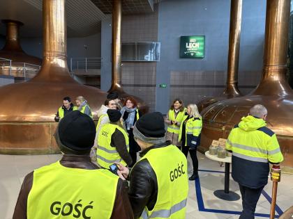 Grupa osób podczas kursu