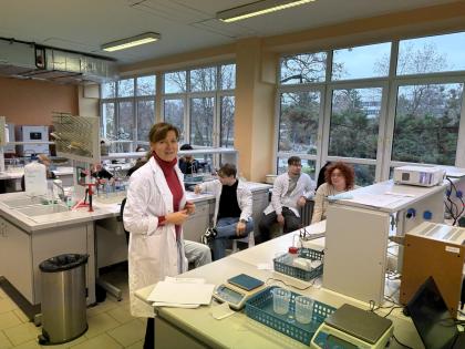 Grupa osób podczas kursu