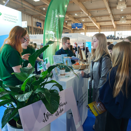 Studenci UPP podcza stargów edukacyjnych w Poznaniu