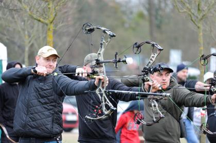 Uczestnicy XI Turnieju Łuczniczego o Puchar Dziekana WLTD UPP 