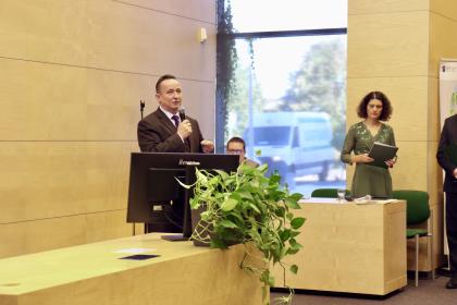 grupa osób podczas wydarzenia