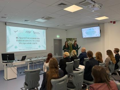 uczestnicy III Zjazdu Porozumienia Doktorantów Uczelni Przyrodniczych na Uniwersytecie Przyrodniczym w Poznaniu
